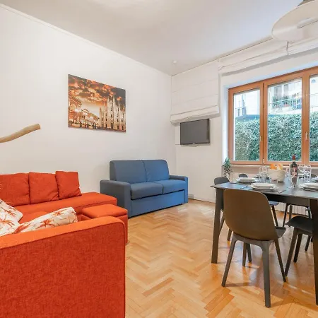 The Rent - Spacious Three-bedroom In Moscova Milan
