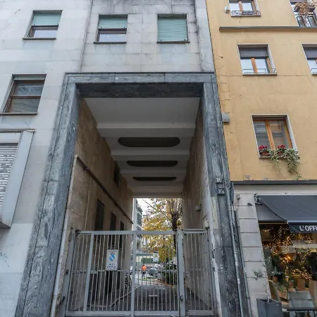 The Rent - Spacious Three-bedroom In Moscova *